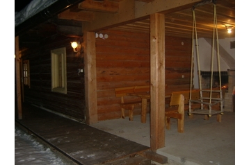 Eslovaquia Chata Závadka nad Hronom, Exterior